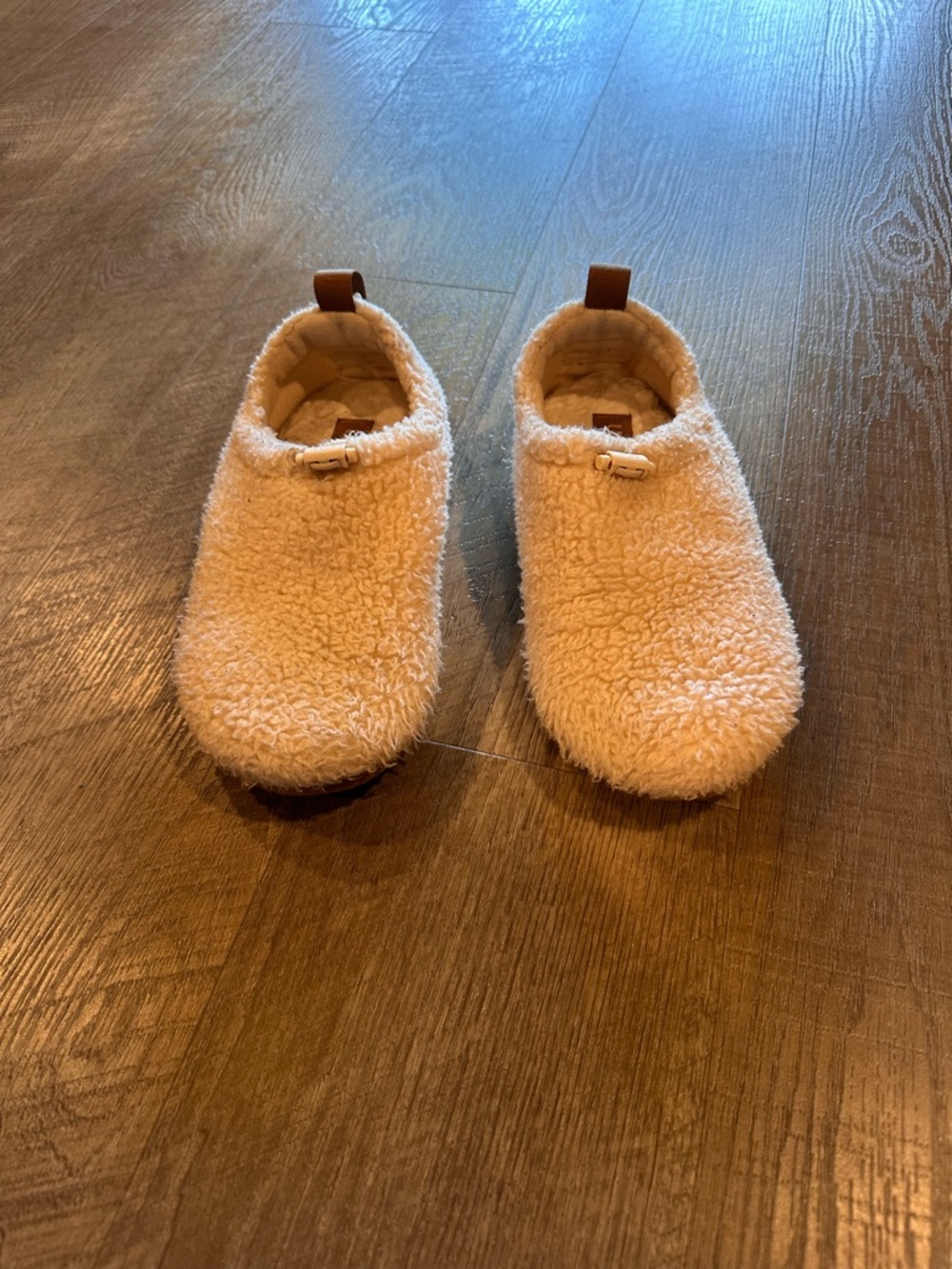 UGG Womens Plushy Slipper Natural/Chestnut Adjustable Cord Logo Womens Size 7 - Picture 3 of 11